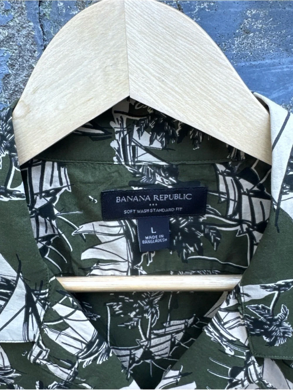Banana Republic Ship Palm Tree AOP Resort Shirt Mens Camp Collar SS Button Up L